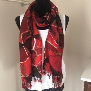 Coldwater Creek NWT beautiful deco fringed scarf/wrap